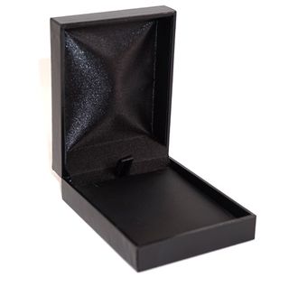 SC17-PENDANT BOX BLACK LEATHERETTE BLACK VINYL PAD
