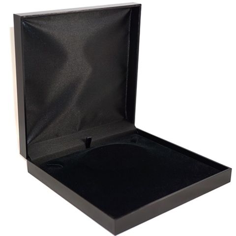 SDM-NECKLACE BOX BLK LEATHERETTE BLK VELVET PAD