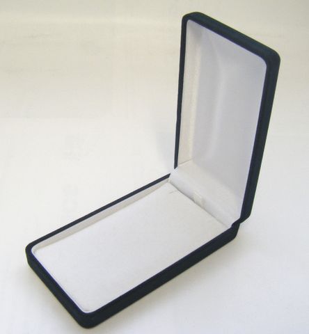 SSLP-LONG PENDANT BOX BLACK FLOCK WHITE PAD
