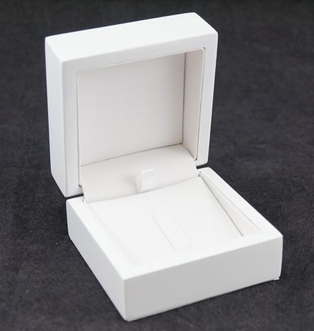 RING BOX GLOSS WHITE WOOD WHITE VINYL CLIP