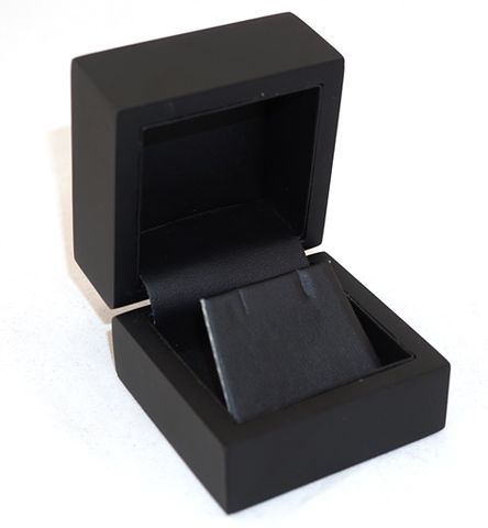 SMALL EARRING BOX MATT BLACK WOOD BLACK VINYL FLAP