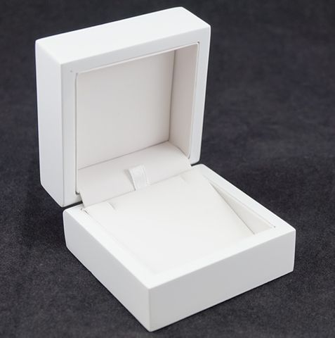 PENDANT BOX GLOSS WHITE WOOD WHITE VINYL PAD