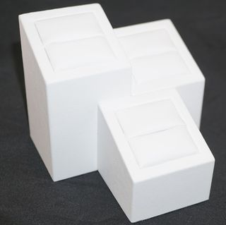 RING DISPLAY TOWER WHITE VINYL (SET OF 3)