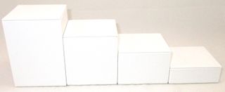 DISPLAY SET SQUARE 4 PIECE STEPS WHITE VINYL