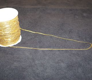 FLAT CURB FINE CHAIN GOLD PLATED 3.1X5MM (1 MTR)