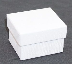 CBR - RING BOX WHITE CARDBOARD WHITE PAD (60 PCS)