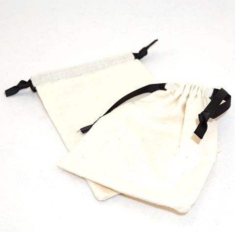 LARGE CALICO POUCH CREAM/BLACK RIBBON 95X130MM