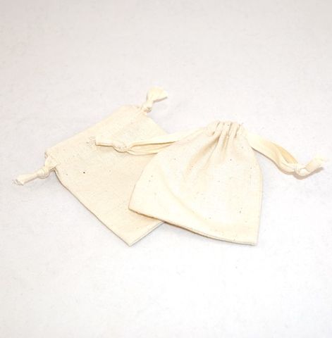 SMALL CALICO POUCH CREAM/CREAM RIBBON 70X80MM