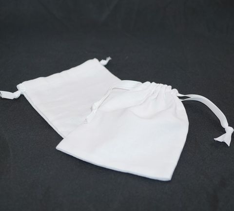 LARGE CALICO POUCH WHITE/WHITE RIBBON 95X130MM