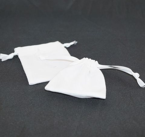 SMALL CALICO POUCH WHITE/WHITE RIBBON 70X80MM