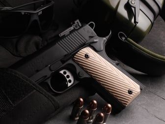 1911 Govt Tactical Panel - Diagonals Khaki G10