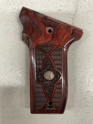 S&W 22V Rosewood Crocback Stipple w/Silver S&W Medallion