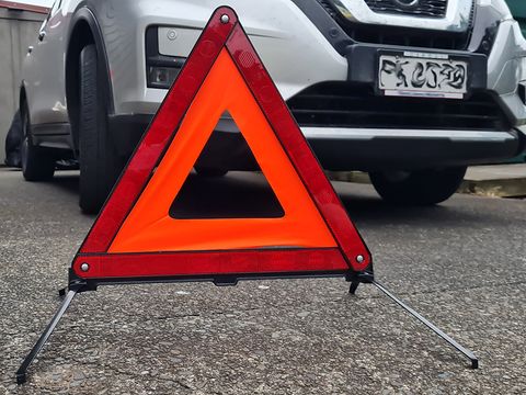 Warning Triangle Premium - Folding stored in plastic case