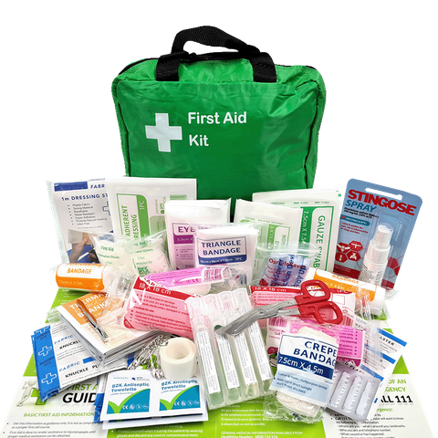 Comprehensive Out Door First Aid Soft Pack