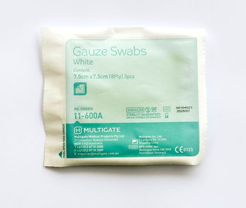 11-600A MULTIGATE GAUZE SWABS STERILE (8 ply) 7.5 x 7.5cm Pack of 3