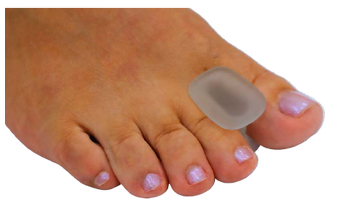 EU1043-M03 ALL GEL WINGED TOE SEPARATOR MED 3 Per Pack **NEW**THE END SALE HALF PRICE