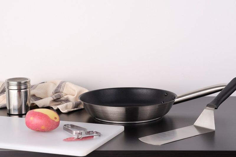 FORCE NON STICK FRYPAN 240x50mm SS TRI-PLY (*73595*) =  1 X EACH