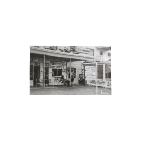 CHEF INOX GREASEPROOF PAPER VINTAGE CNR STR 200SHT 190x310mm (*74210*) =  1 X EACH