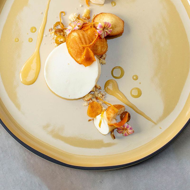 REVOL CARACTERE ROUND PLATE 150mm NUTMEG (*RV652844*) = PACK OF 4 X EACHES