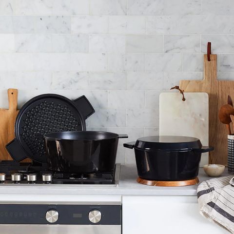 STANLEY ROGERS CAST IRON FRENCH OVEN ONYX 240mm (*SR42371*) = PACK OF 4 X EACHES