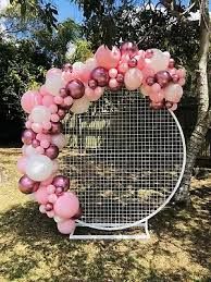 Round Mesh Hoop With 2.5m Balloon Garland Attached