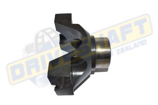 E/Y 25 SPL FORGED 2.955 O/L 1.750 SEAL 1350 GM HOL/COM PINION YOKE