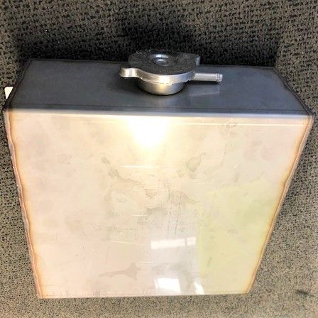 thumbnail image 2 of Webasto / Eberspacher Expansion Header Tank 5L – 1 Or 2 Outlet – Campervan & Caravan – 65288A 2 of 6