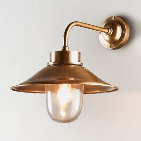 Sandhurst Outdoor Wall Light Antique Brass