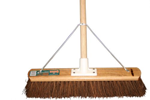 BROOM TIMBER BASSINE 610MM