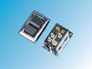 MERC 4 PIN CHROME SWITCH