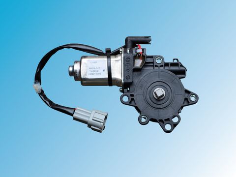 NISSAN XTRAIL RHF WINDOW MOTOR