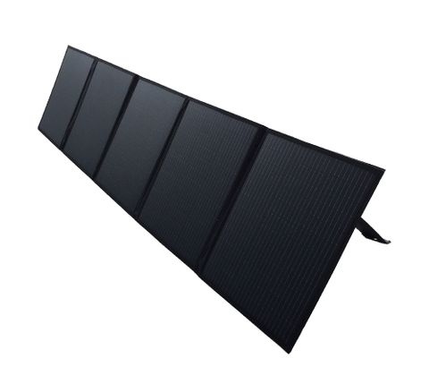 Folding Solar Blanket with supporting legs (160W)