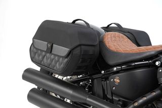 LEGEND GEAR SIDE BAG SYSTEM LH2/LH1 SW MOTECH 25.5/19.5L SOFT TAIL STRBOB 2017-ON STANDARD 2020-ON