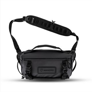 WANDRD ROGUE 6L CAMERA SLING BAG BLACK