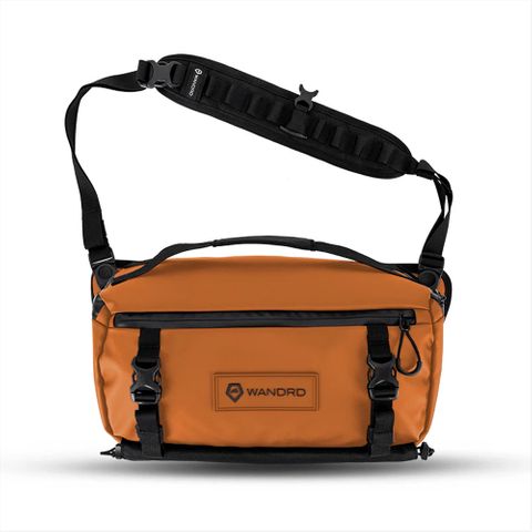 WANDRD ROGUE 9L CAMERA SLING BAG SEDONA ORANGE