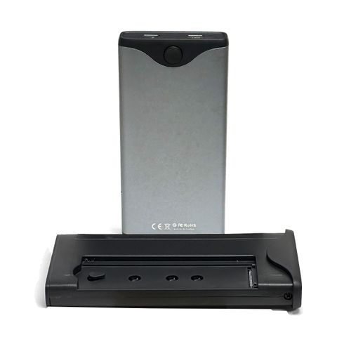 CFX-B / CFX-A / SDXC / MICRO SDXC MULTI CARD READER WITH M.2 SSD SLOT
