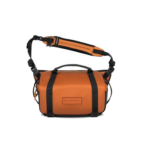 WANDRD ROGUE 9L CAMERA SLING BAG SEDONA ORANGE