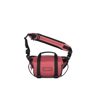 WANDRD ROGUE 4L CAMERA SLING BAG RHONE BRUGUNDY