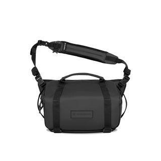 WANDRD ROGUE 9L CAMERA SLING BAG BLACK