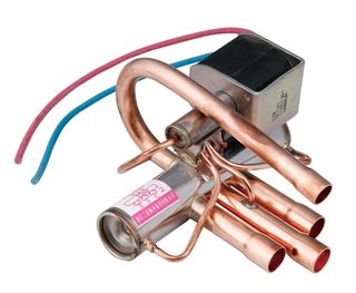 REVERSE VALVE 6 TON 3/4* & 1/2* 240V COIL & LEAD WIRE