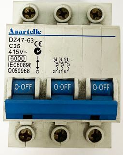 25AMP 3 POLE CIRCUIT BREAKER 6KA
