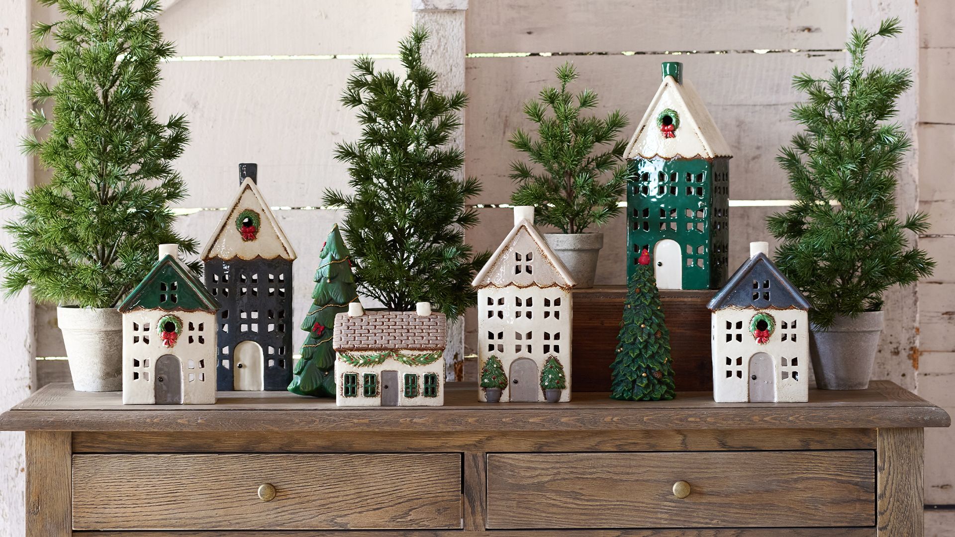 <h2>Christmas Tea Light Houses</h2><button>Shop Bestsellers</button>