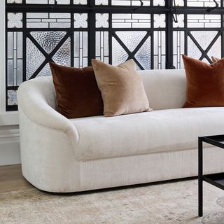 Sofas & Daybeds