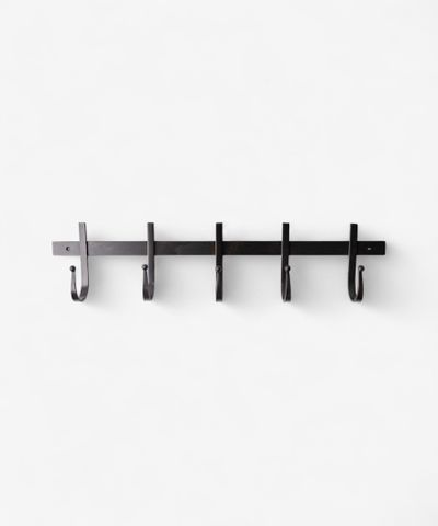Chunky Iron 5 Hook Brush Black