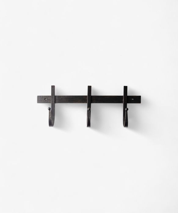 Chunky Iron 3 Hook Brush Black