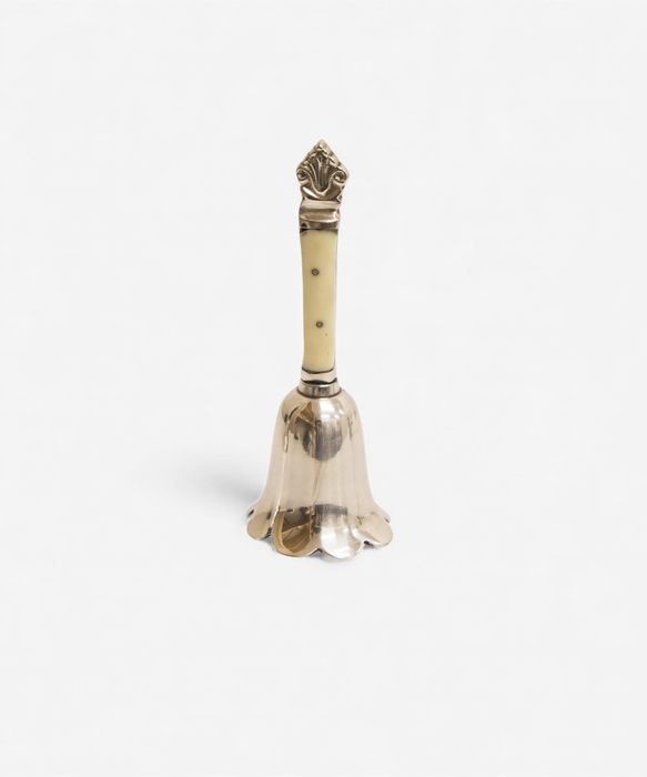 Bell Fleur Handle