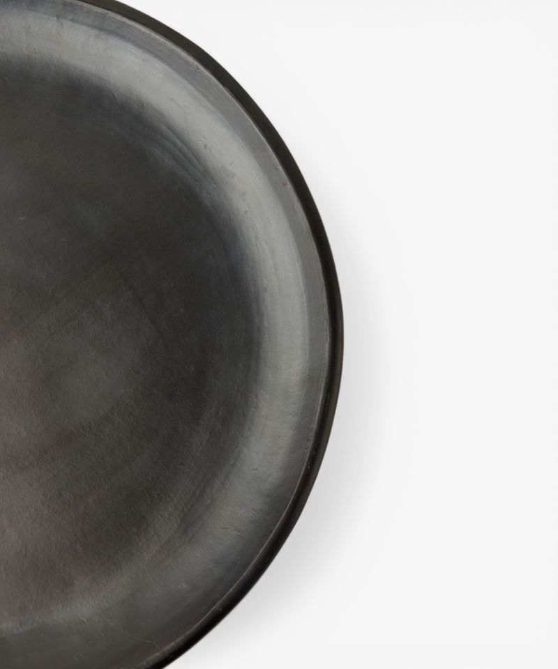 La Chamba Round Serving Plate (Size 1)