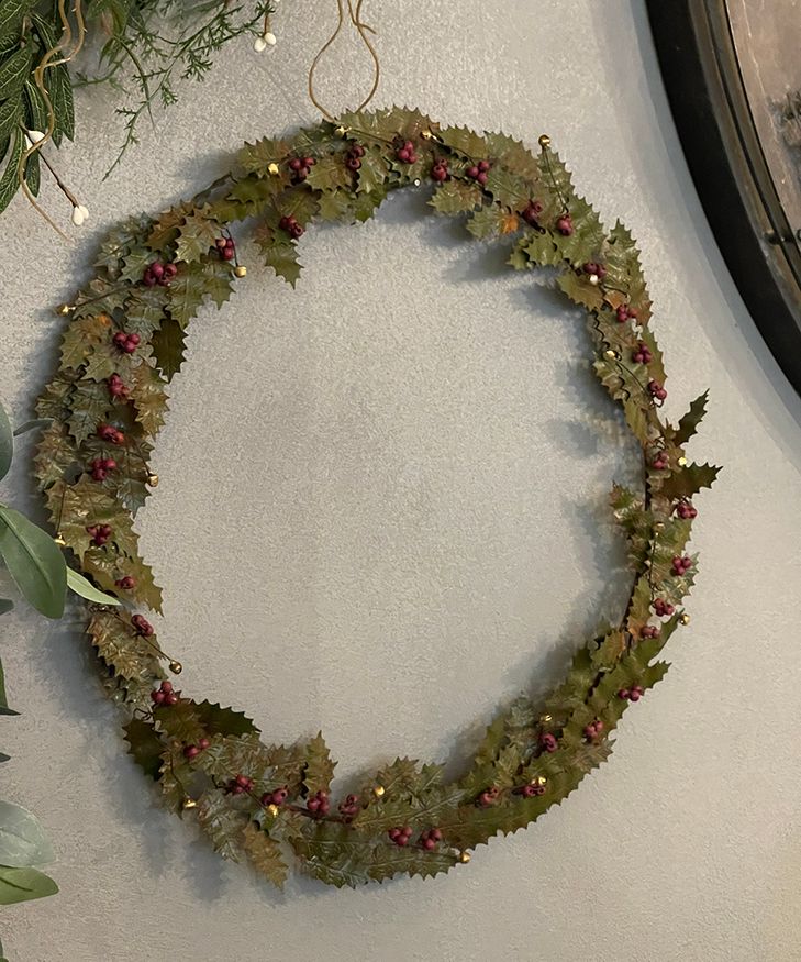 Holly Wreath Large