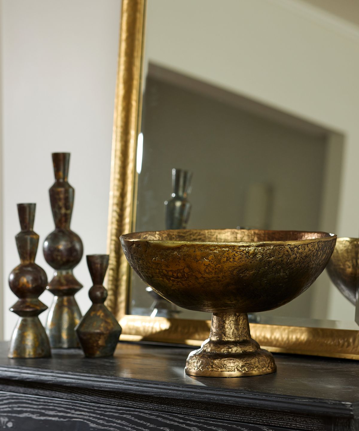 Babylon Bowl on Stand