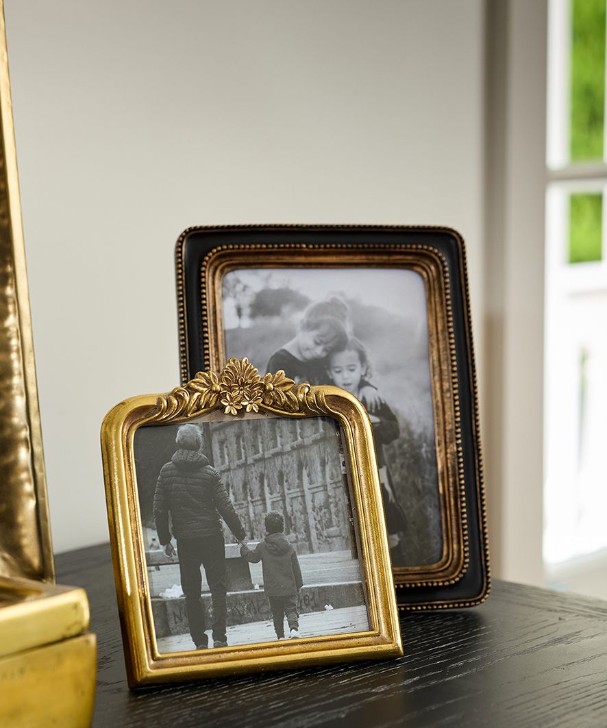 Floral Shaped Frame 5x5